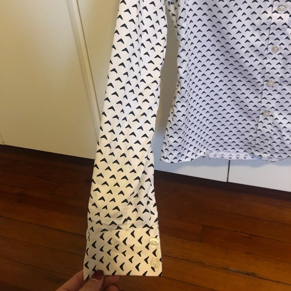 Banana Republic Fitted Dress Shirt - Picture 5 of 6